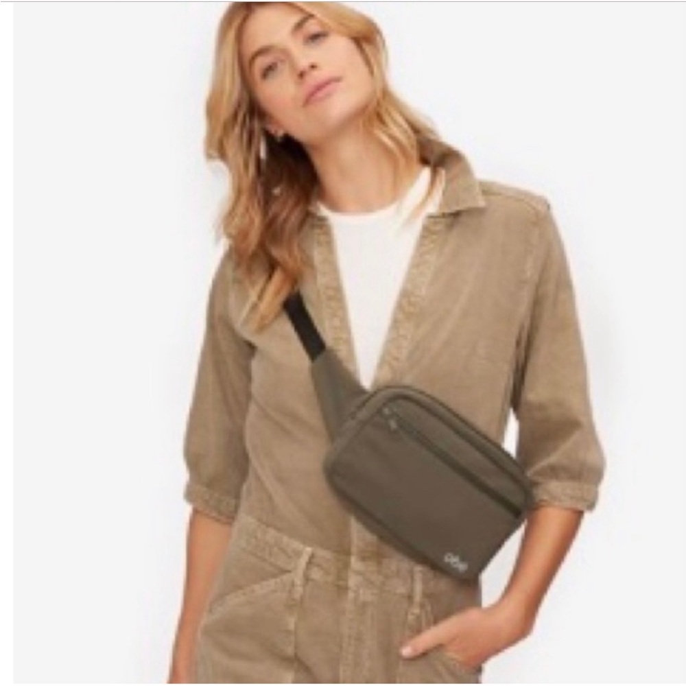 Obe crossbody bag